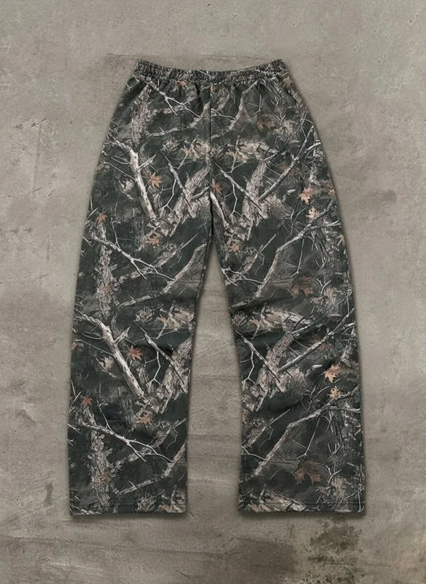 Men's casual sport pants with camouflage print, lightweight and breathable, featuring drawstring design