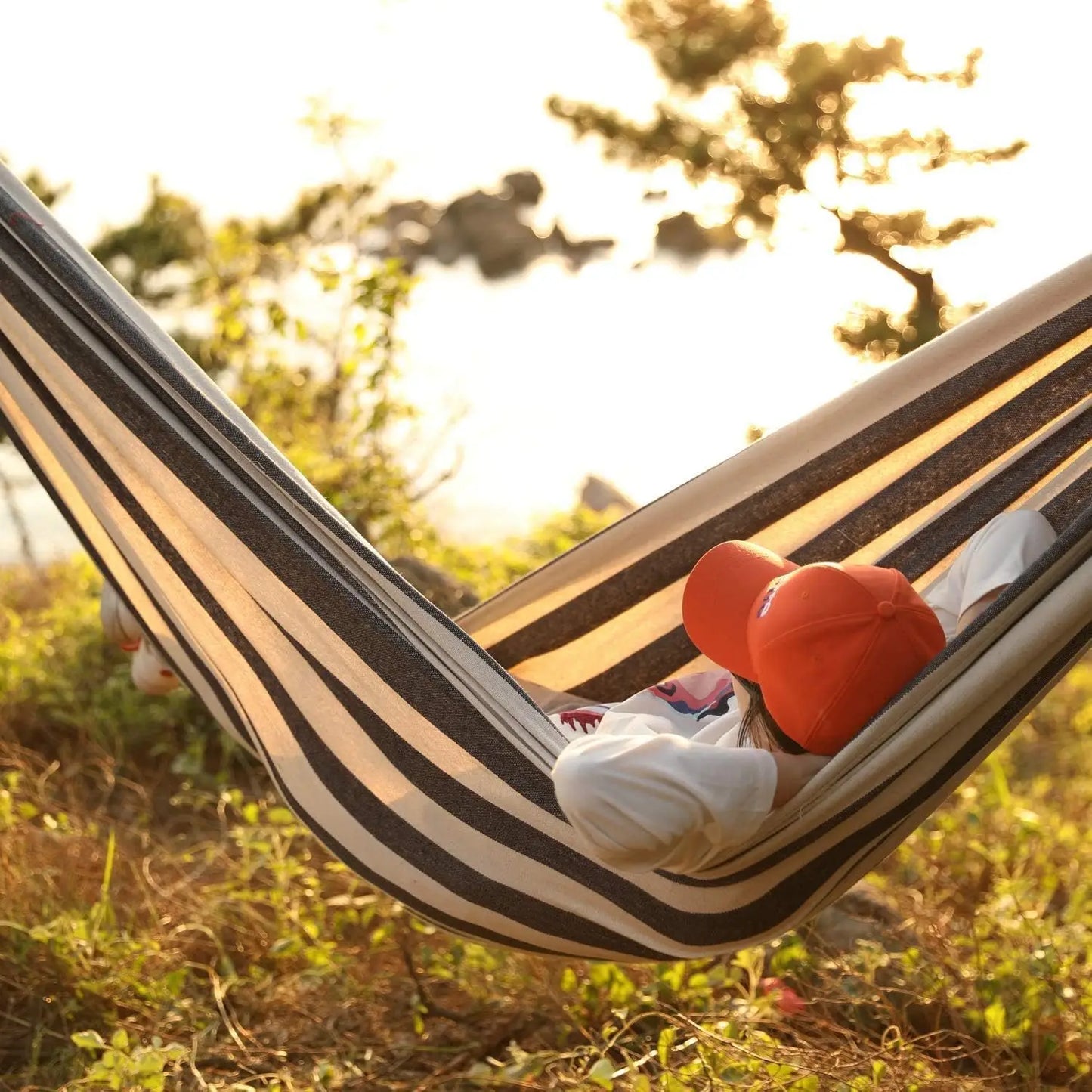 Extra Large Double Hammock with Tree Straps - Portable Camping Bed for Indoor and Outdoor Use, Includes Carrying Bag